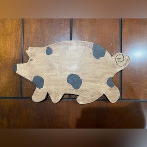 Country pig wood decor